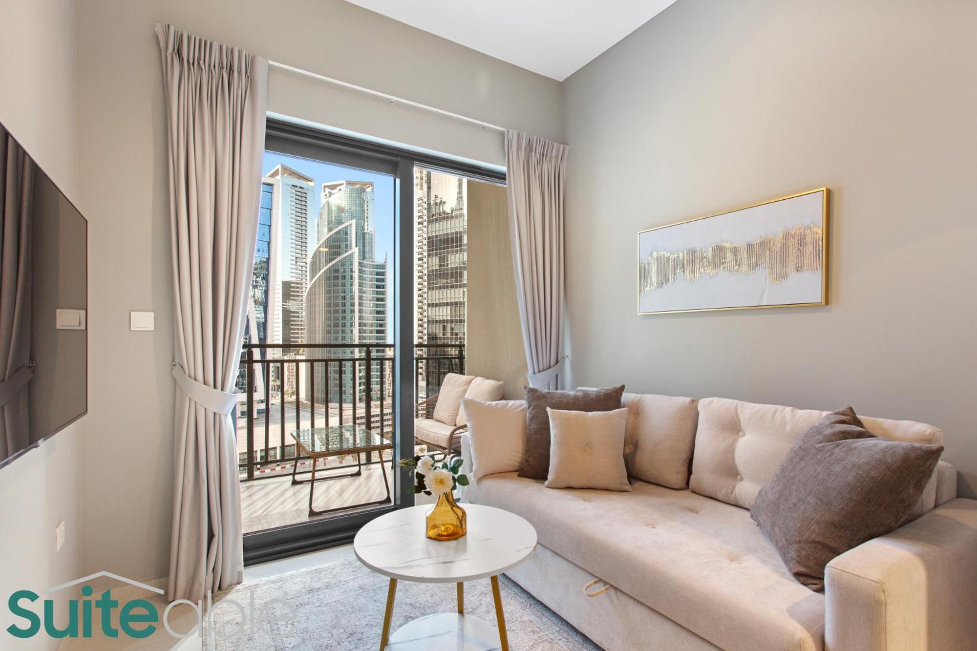 Modern And Relaxing 1 Bedroom In Zada Tower Dubai
